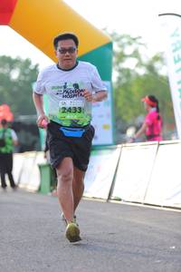 BIB: 2433
                            <button type="button" onclick="openModal(3642380)" class="btn btn-primary btn-sm float-right btn-popup" data-toggle="modal" data-target=".modal-high-quality">
                        <i class="fas fa-shopping-cart"></i> Add to Cart
                    </button>
                                            <button type="button" onclick="isThisMe(3642380, true)" class="btn btn-success btn-sm float-right btn-popup btn-isme hidden" data-toggle="tooltip" data-placement="bottom" title="นี่คือรูปของคุณใช่ไหม คลิกที่นี่เพื่อเอาเข้าอัลบั้ม">
                        <i class="fas fa-plus"></i> Add to album
                    </button>
                    <button type="button" onclick="isThisMe(3642380, false)" class="btn btn-warning btn-sm float-right btn-popup btn-isnotme hidden">
                        <i class="fas fa-ban"></i> Remove from album
                    </button>